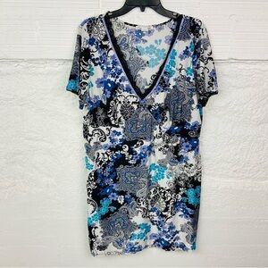 LINEA DONATELLA V neck paisley lace, purple floral nightgown size 2X